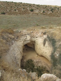 מערתשמסנייאת.JPG