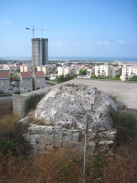 שייחלילאטירה.JPG