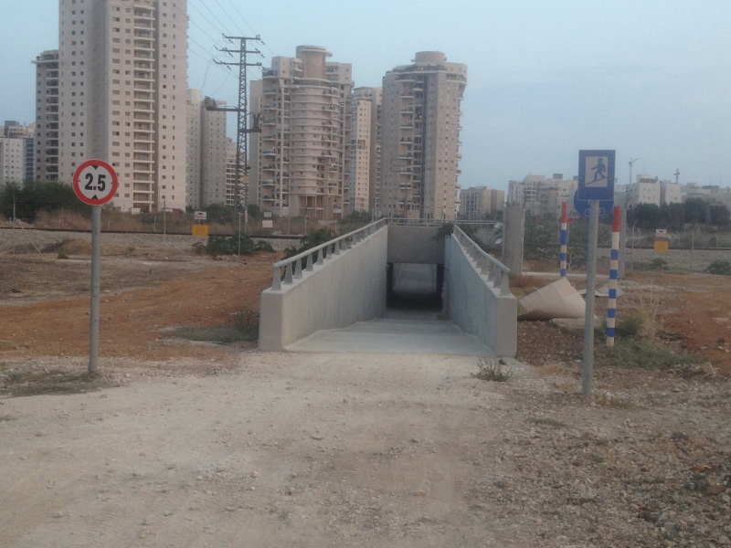 קובץ:2012.09.29-172035.3.iphone.jpg