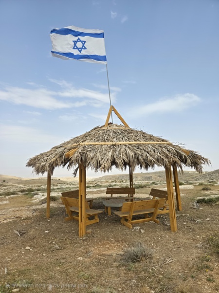 קובץ:2025-04-30T15 17 56.986091178032.jpg