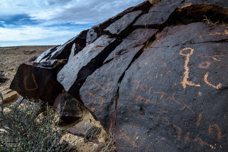 קובץ:Rock painting 1.jpg